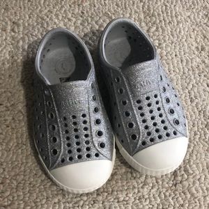 Native Jefferson sparkly water shoes